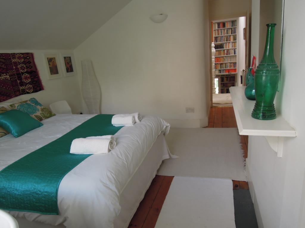 Holmewood Homestay London Eksteriør billede