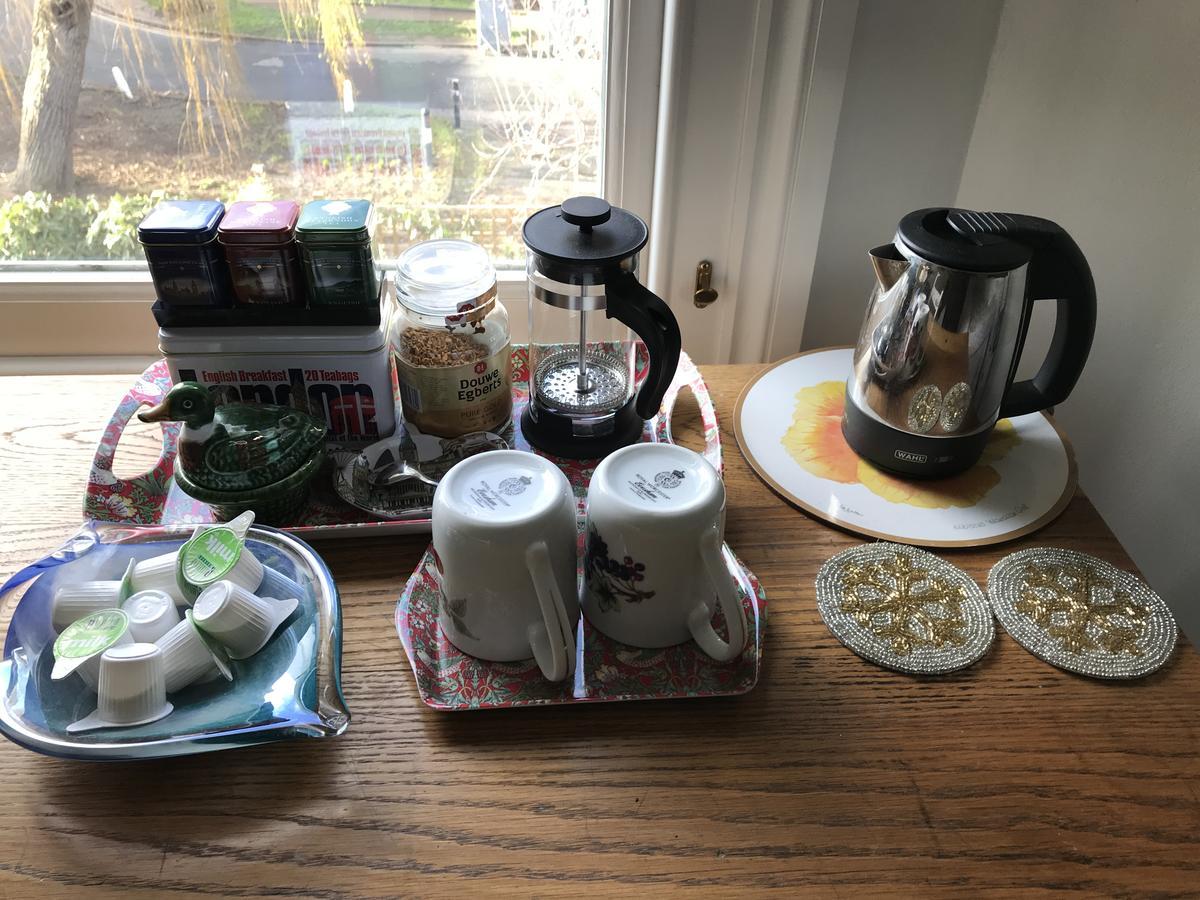 Holmewood Homestay London Eksteriør billede